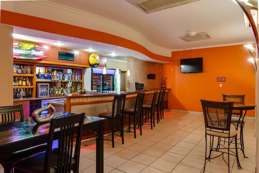 Protea Hotel By Marriott Umfolozi River Richards Bay Exterior photo